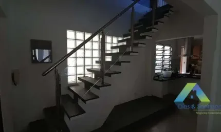 Apartamento Cobertura Duplex em 180m² com estrutura de sobrado em localização privilegiada no bairro da Aclimação/SP.