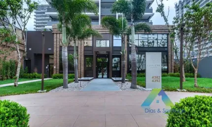 Salão comercial com 300m² em área nobre da Vila Mariana/Chácara Klabin com localização privilegiada a 550mts da Estação de Metrô Santos Imigrantes e  600mts da Klabin.