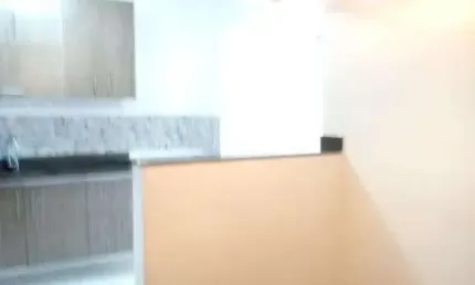 Apto duplex à 200 metros do metro Conceição 138 metros quadrados distribuídos em dois pisos Dois quartos com armários planejados Dois banheiros .