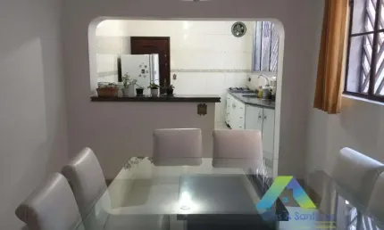 Excelente sobrado a poucos minutos da estação do metro Conceição e Jabaquara com 5 dormitórios, 2vagas excelente quintal, com ótimo valor!