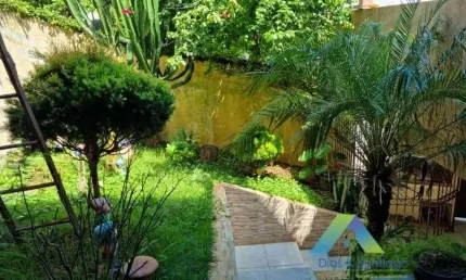 Casa com 3 quartos à venda na Rua Eduardo Valim, Jardim Botucatu, São Paulo