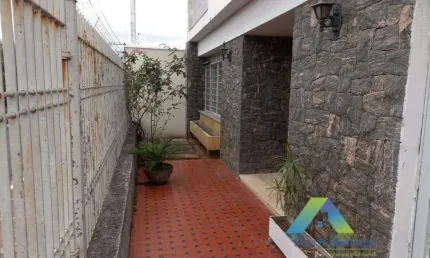 Sobrado com 3 dormitórios à venda, 140 m² por R$ 570.000,00 - Saúde - São Paulo/SP