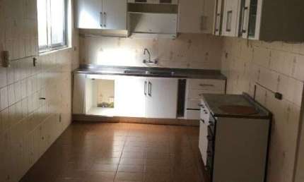 MIRANDOPOLIS Sobrado 170 metros, 4 dormitórios, 3 vagas a 5 minutos da estação do metro Praça da arvore, ótima localização e valor !!!