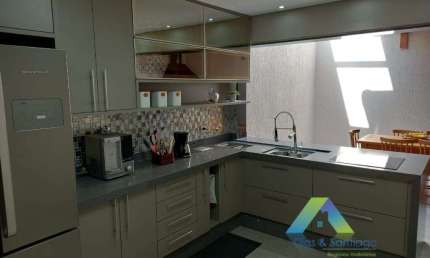 NOVA PETROPOLIS SOBRADO 190 metros 3 suítes, varanda gourmet, designer moderno recém reformada, 4 vagas com ótima localização e valor !!!!