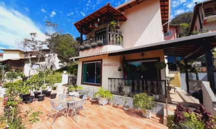 Casa com 3 quartos sendo 1 suíte, 131 m² em Vargem Grande - Teresópolis/RJ
