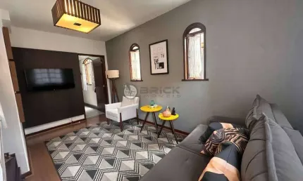 Casa com 2 quartos em condomínio no Vale do Paraíso - Teresópolis/RJ.