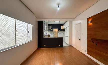 Apartamento com 2 quartos + dependência, 60 m² no Alto - Teresópolis/RJ.