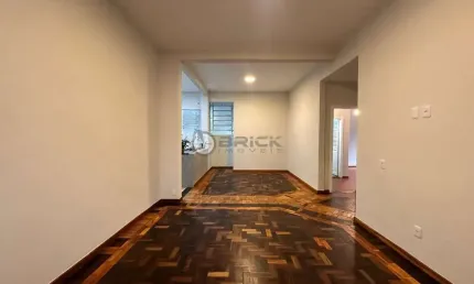 Apartamento térreo com 3 quartos sendo 1 suíte, 95 m² no Alto - Teresópolis/RJ