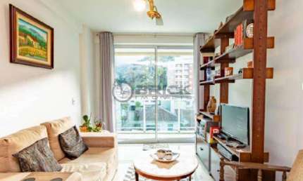 Apartamento com 2 quartos sendo 1 suíte + dependência em Agriões - Teresópolis/RJ.