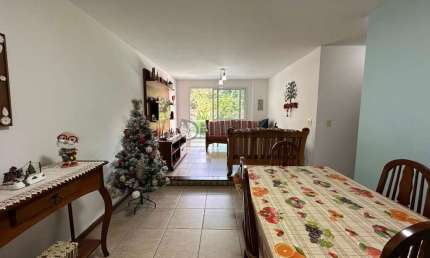Apartamento à venda com 3 quartos sendo 1 suíte, 100 m² na Várzea - Teresópolis/RJ.