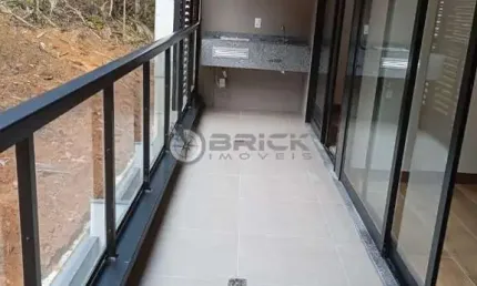 Apartamento para venda com 3 quartos sendo 1 suíte, 85 m² no Alto - Teresópolis/RJ.