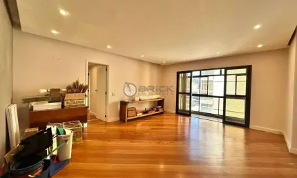 Apartamento à venda com 2 quartos sendo 1 suíte + dependência, 100 m² na Várzea Teresópolis/RJ.