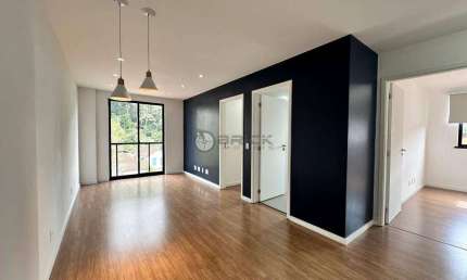 Apartamento à venda com 2 quartos sendo 1 suíte, 63 m² no Alto - Teresópolis/RJ.