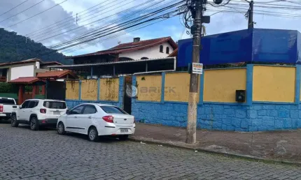 Prédio Comercial para venda e locação, 300m² no Alto - Teresópolis/RJ.