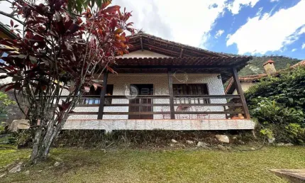 Casa em condomínio com 3 quartos sendo 1 suíte, 120 m² no Comary - Teresópolis/RJ