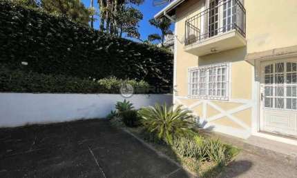 Casa em condomínio para venda com 2 quartos no Caxangá, Teresópolis/RJ.