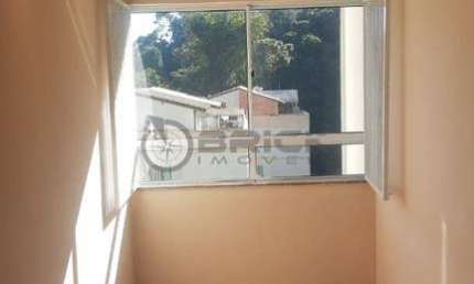Apartamento à venda com 2 quartos, 50 m² em Pimenteiras - Teresópolis/RJ.