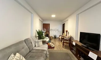 Apartamento para locação com 2 quartos sendo 1 suíte, 93 m² no alto - teresópolis/rj.