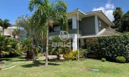 Casa em condomínio com 5 suítes, 537 m² na Várzea - Teresópolis/RJ.
