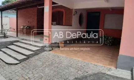 Casa com 3 quartos à venda na Rua Comandante Estanislau, Jardim Sulacap, Rio de Janeiro, 202 m2 por R$ 800.000