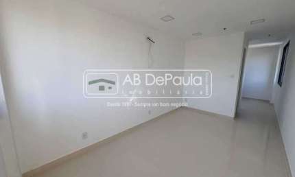 Sala comercial à venda na Avenida Nelson Cardoso, Tanque, Rio de Janeiro, 26 m2 por R$ 120.000