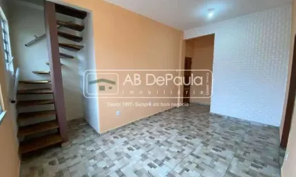 Apartamento com 2 quartos para alugar na Rua José Valente de Lima, Realengo, Rio de Janeiro, 136 m2 por R$ 1.500