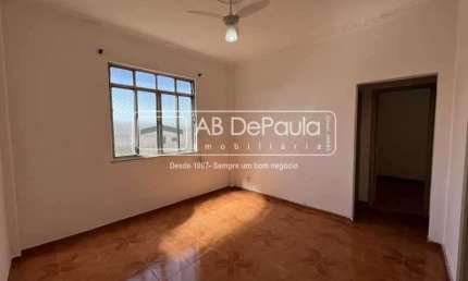 Apartamento com 2 quartos para alugar na Rua Mário Carpenter, Pilares, Rio de Janeiro, 46 m2 por R$ 1.000