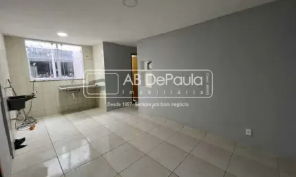 Apartamento com 2 quartos à venda na Estrada Manuel Nogueira de Sá, Jardim Sulacap, Rio de Janeiro, 44 m2 por R$ 145.000