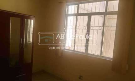 Apartamento com 3 quartos à venda na Rua Ouro Branco, Vila Valqueire, Rio de Janeiro, 81 m2 por R$ 419.500