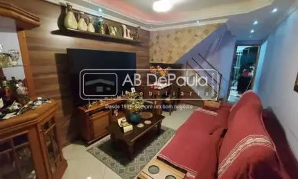 Casa em condomínio fechado com 2 quartos à venda na Rua Raul Riff, Bangu, Rio de Janeiro, 160 m2 por R$ 370.000