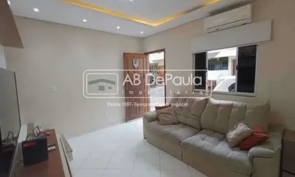 Casa em condomínio fechado com 2 quartos à venda na Rua Xavier Curado, Marechal Hermes, Rio de Janeiro, 64 m2 por R$ 310.000