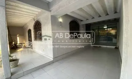Casa com 3 quartos à venda na Avenida Alberico Dinis, Jardim Sulacap, Rio de Janeiro, 165 m2 por R$ 599.000