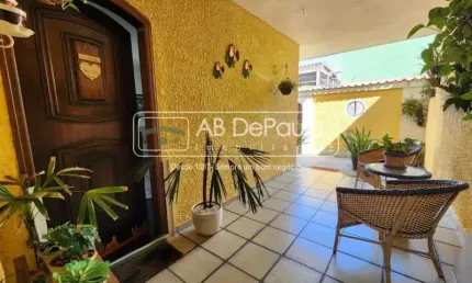 Casa com 3 quartos à venda na rua capistrano, jardim sulacap, rio de janeiro, 290 m2 por r$ 610.000