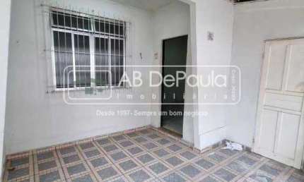 Casa com 3 quartos à venda na Avenida Marechal Fontenele, Jardim Sulacap, Rio de Janeiro, 194 m2 por R$ 280.000