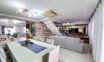 Casa em condomínio fechado com 4 quartos à venda na Rua Francisco Toledo Franca, Vila Valqueire, Rio de Janeiro, 251 m2 por R$ 1.490.000