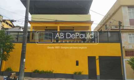 Casa com 4 quartos à venda na Rua Turvânia, Vila Valqueire, Rio de Janeiro, 328 m2 por R$ 790.000