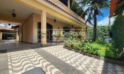 Casa com 4 quartos à venda na Rua Euzebio de Almeida, Jardim Sulacap, Rio de Janeiro, 334 m2 por R$ 864.000