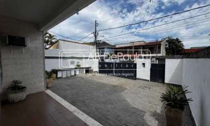 Casa com 4 quartos para alugar na Rua Maria Graham, Jardim Sulacap, Rio de Janeiro, 229 m2 por R$ 2.900