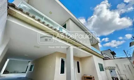 Casa com 5 quartos à venda na Rua Vicente Neiva, Jardim Sulacap, Rio de Janeiro, 261 m2 por R$ 900.000