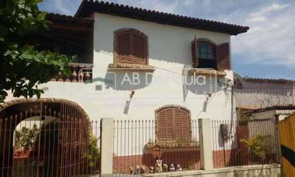 Casa com 3 quartos à venda na Rua Corte Real, Senador Camará, Rio de Janeiro, 150 m2 por R$ 400.000