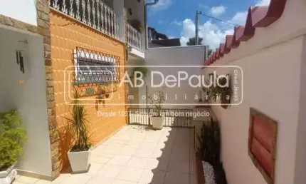 Casa em condomínio fechado com 3 quartos à venda na Rua Sargento Luís da Silva, Taquara, Rio de Janeiro, 197 m2 por R$ 650.000