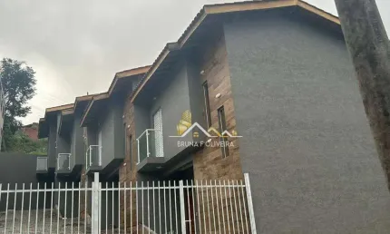 Sobrado com 2 dormitórios à venda, 62 m² por R$ 315.000,00 - Parque das Hortencias - Bom Jesus dos Perdões/SP