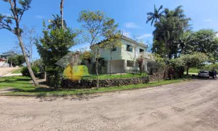 Casa com 2 Dormitórios, Massaguaçu  Caraguatatuba SP