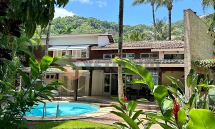 Casa em condomínio fechado com 5 quartos à venda na Alameda Angra dos Reis, 200, Toque-Toque Pequeno, São Sebastião