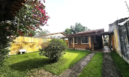Casa com 2 Dormitórios, Praia das Palmeiras   Caraguatatuba SP