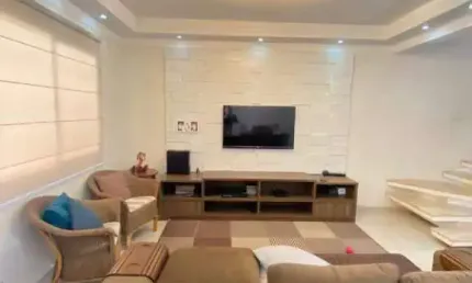 Casa em Bairro à venda, 3 quartos, 1 suíte, 2 vagas, Vila Lopes - Indaiatuba/SP