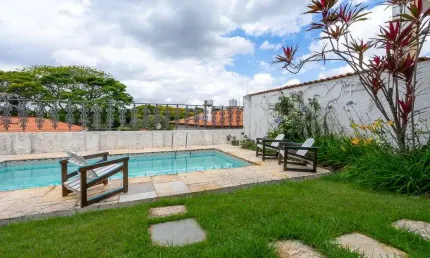 Casa em rua fechada! 4 dts, 3 vagas, piscina! morumbi!