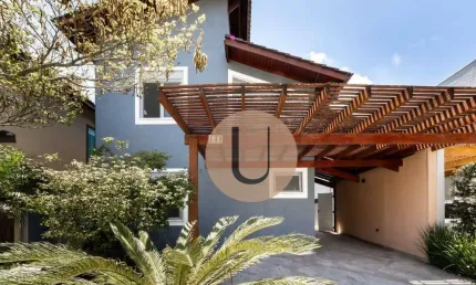 Casa a venda em Aldeia da Serra,3suites, varanda gourmet e Piscina
