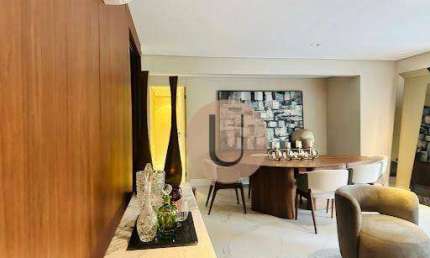 LINDO APARTAMENTO REFORMADISSIMO  COM ARQUITETO RENOMADO DA FLÓRIDA E MOBILIADO NA RUA DOMINGOS LEME