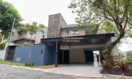 Casa com 4 quartos à venda na Rua Doutor Armando Lopes, 20, Charitas, Niterói
